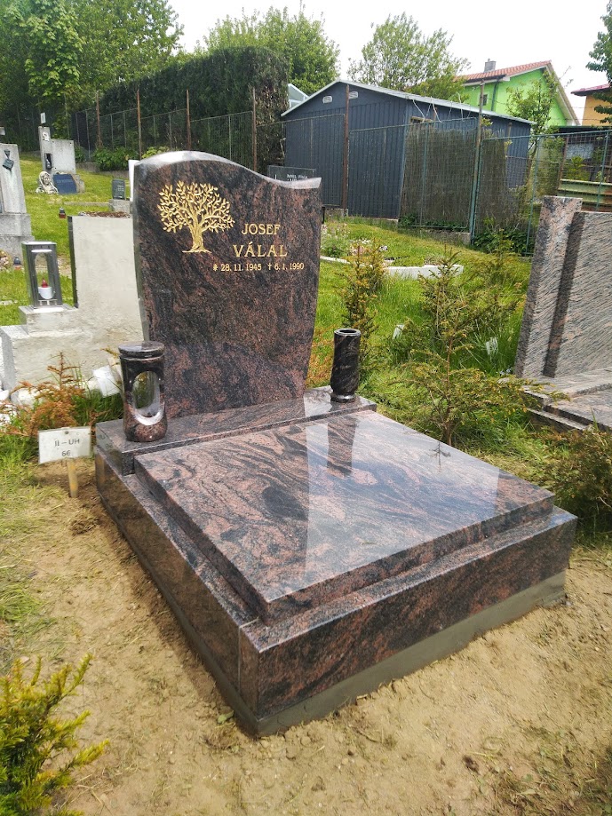 Urnový hrob na Jihlavsku, materiál aurora